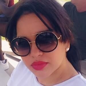 Meet your Posher, Yoana